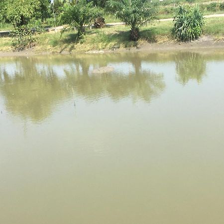Samut SongkhramSaeng Tai Amphawaアパートメント エクステリア 写真
